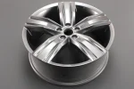 ALLOY WHEEL 7X19 (DAMAGED) Only use for show